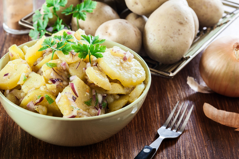 Sałatka ziemniaczana - klasyczna kartoffelsalat