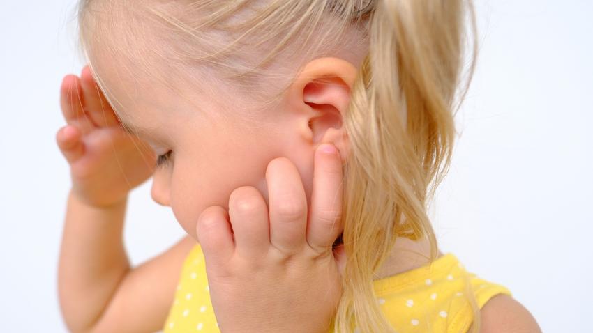 gyerek, halláscsökkenés, ok, hallás, fül