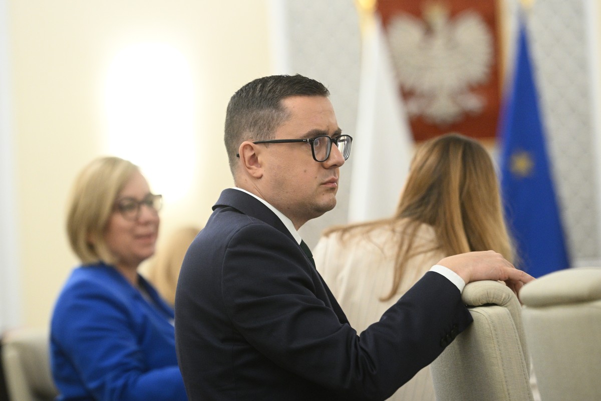 Miłosz Motyka chce wykorzystać szansę. Ministerstwo Energii rozpycha się w rządzie [ANALIZA]