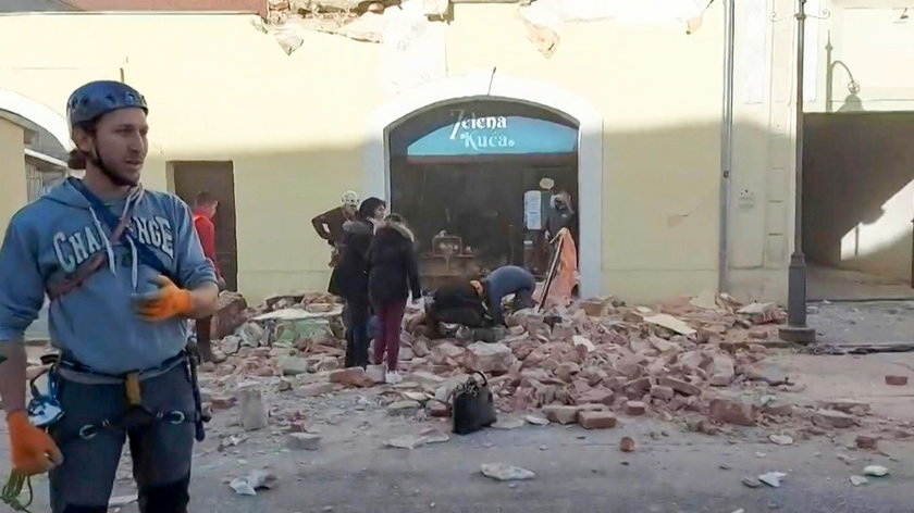 Trzęsienie ziemi zaskoczyło dziennikarkę na wizji. Mocne nagranie