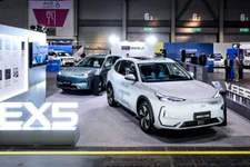 5000 aut sprzedali w ciemno. Nowy SUV wjeżdża do Polski