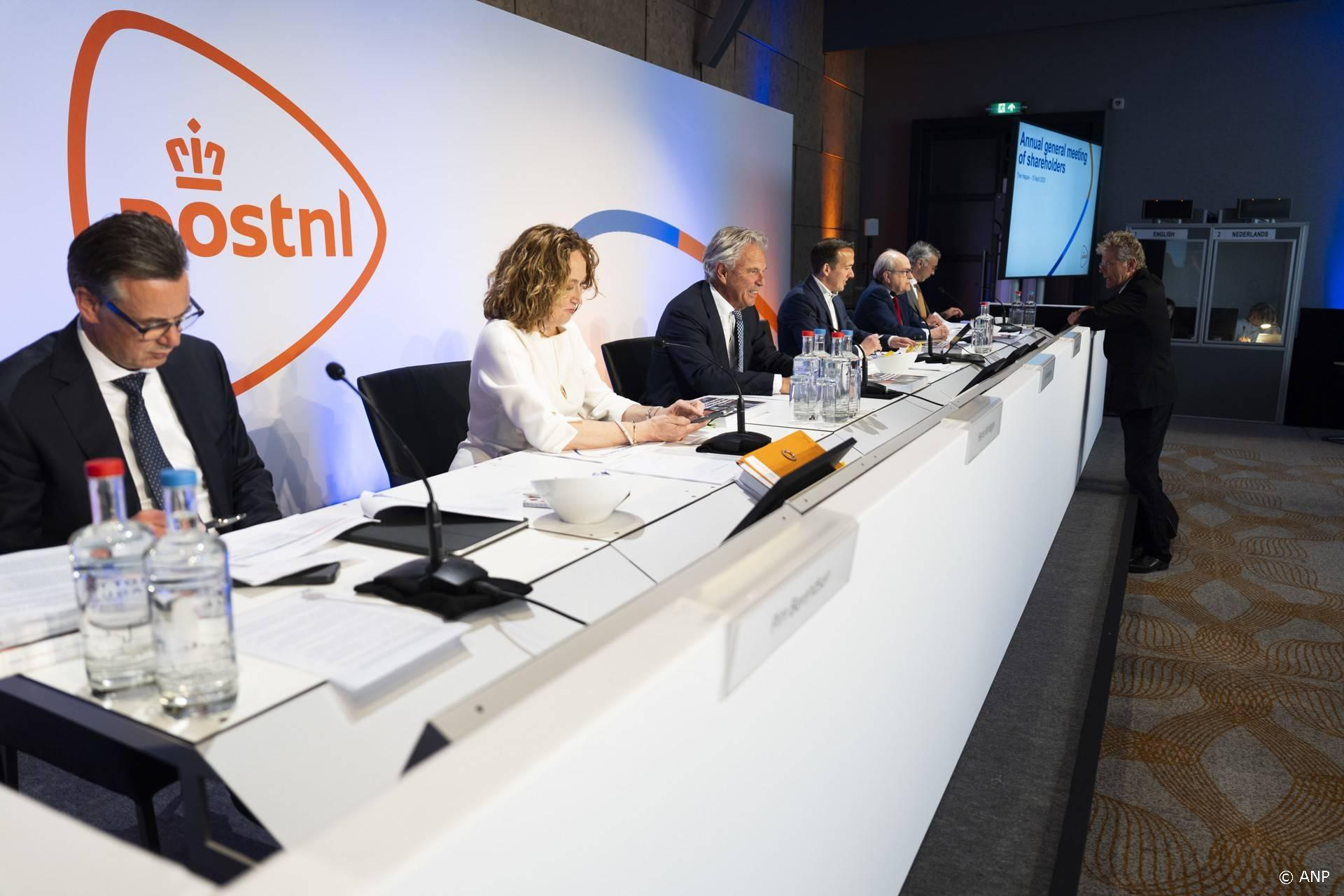 PostNL boekt 23 miljoen verlies - pakketten vangen brieven niet op