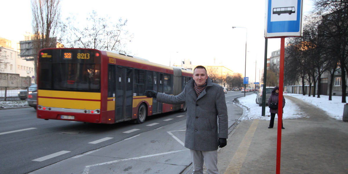 Przystanek na żądanie w Warszawie.