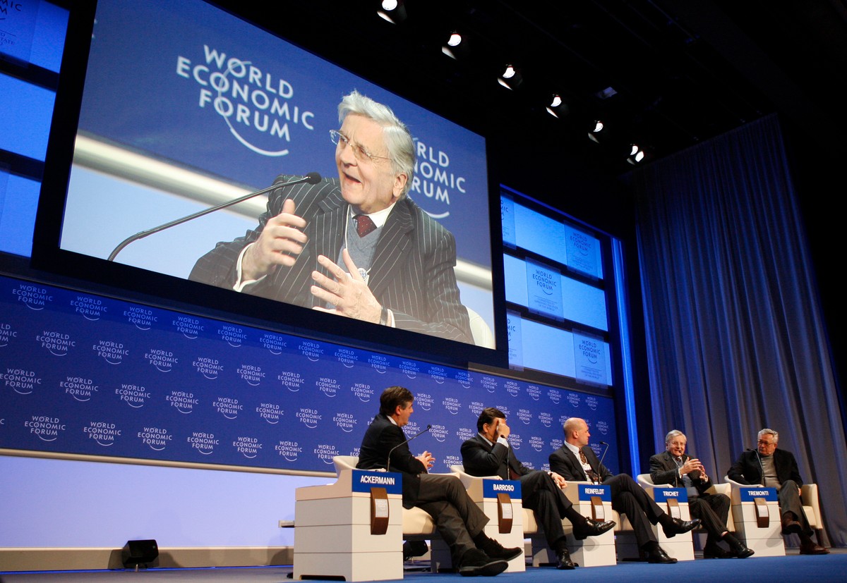 Prezes EBC Jean-Claude Trichet przemawia w Davos