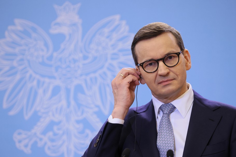 Premier Mateusz Morawiecki dostał jasny sygnał od pracodawców i pracowników w sprawie obowiązkowych szczepień przeciw COVID-19. Ich wprowadzenie może się jednak nie spodobać sporej części elektoratu