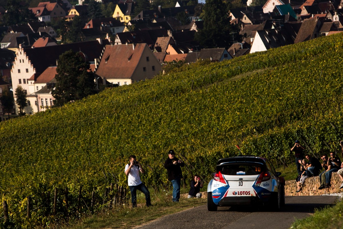Rajd Francji: Robert Kubica wpadł do rowu