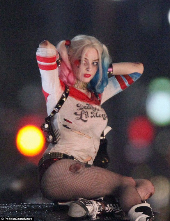 Margot Robbie na planie "Suicide Squad"