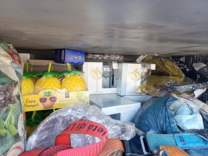 Zaplenjena roba na Kelebiji