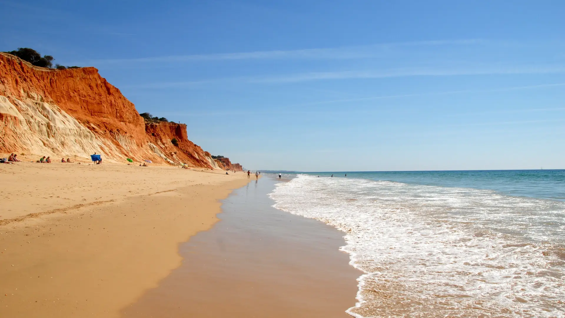 To najpiękniejsza plaża na świecie. "Lśniący błękit wód"