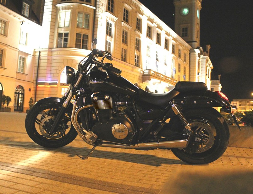 Triumph Thunderbird Storm