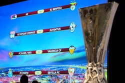 Liga Europy: Juventus zagra z Lyonem, Porto z Sevillą. Wyniki losowania