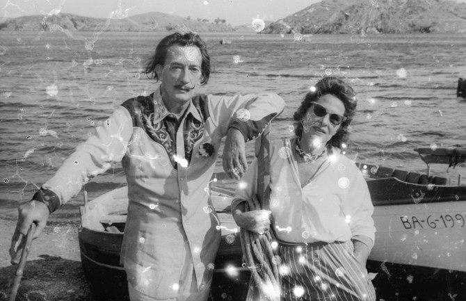 Salvador Dali sa suprugom Galom 