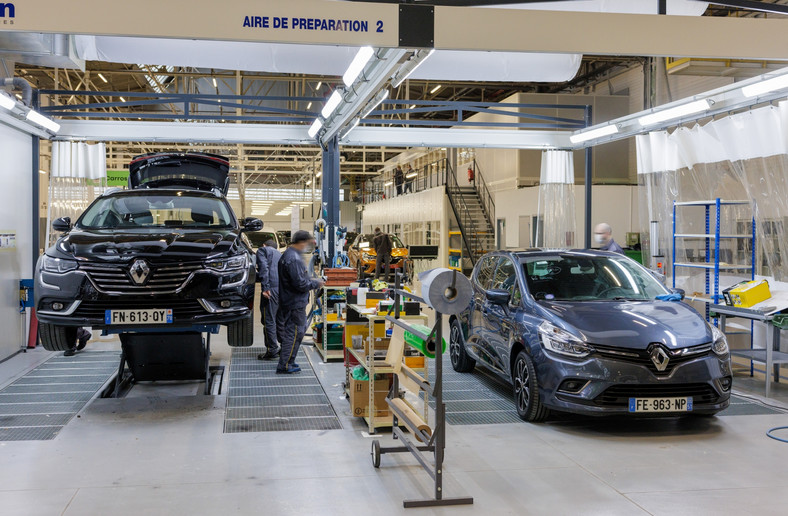 Fabryka samochodów używanych — Renault Factory VO i Refactory