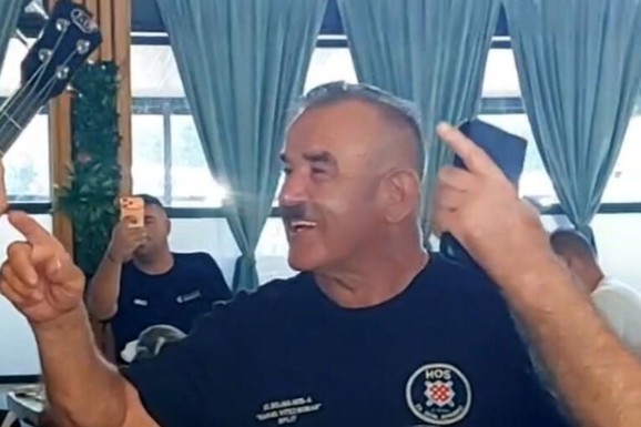 MILANOVIĆU "NA UVCE" PEVALI USTAŠKE PESME?! Skandal u restoranu u Kninu: Bivši komandant veličao Crnu legiju, predsednik Hrvatske bio za stolom pored