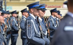 Policjant z Kalisza z zarzutami. Wdał się w bójkę z... policjantem. "Śledztwo jest na wstępnym etapie"