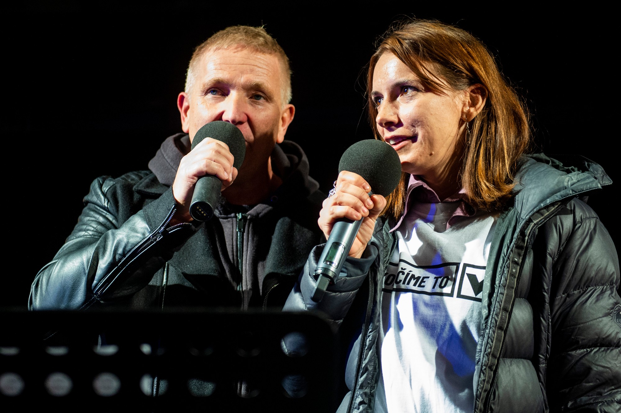 Zľava režisér Nikita Slovák a herečka Dorota Nvotová.