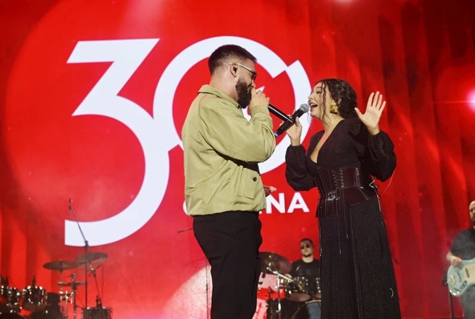 Proslava 30 godina Blica:Sanja Vučić i Nući