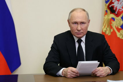 Władimir Putin mówi, kogo woli na stanowisku prezydenta USA