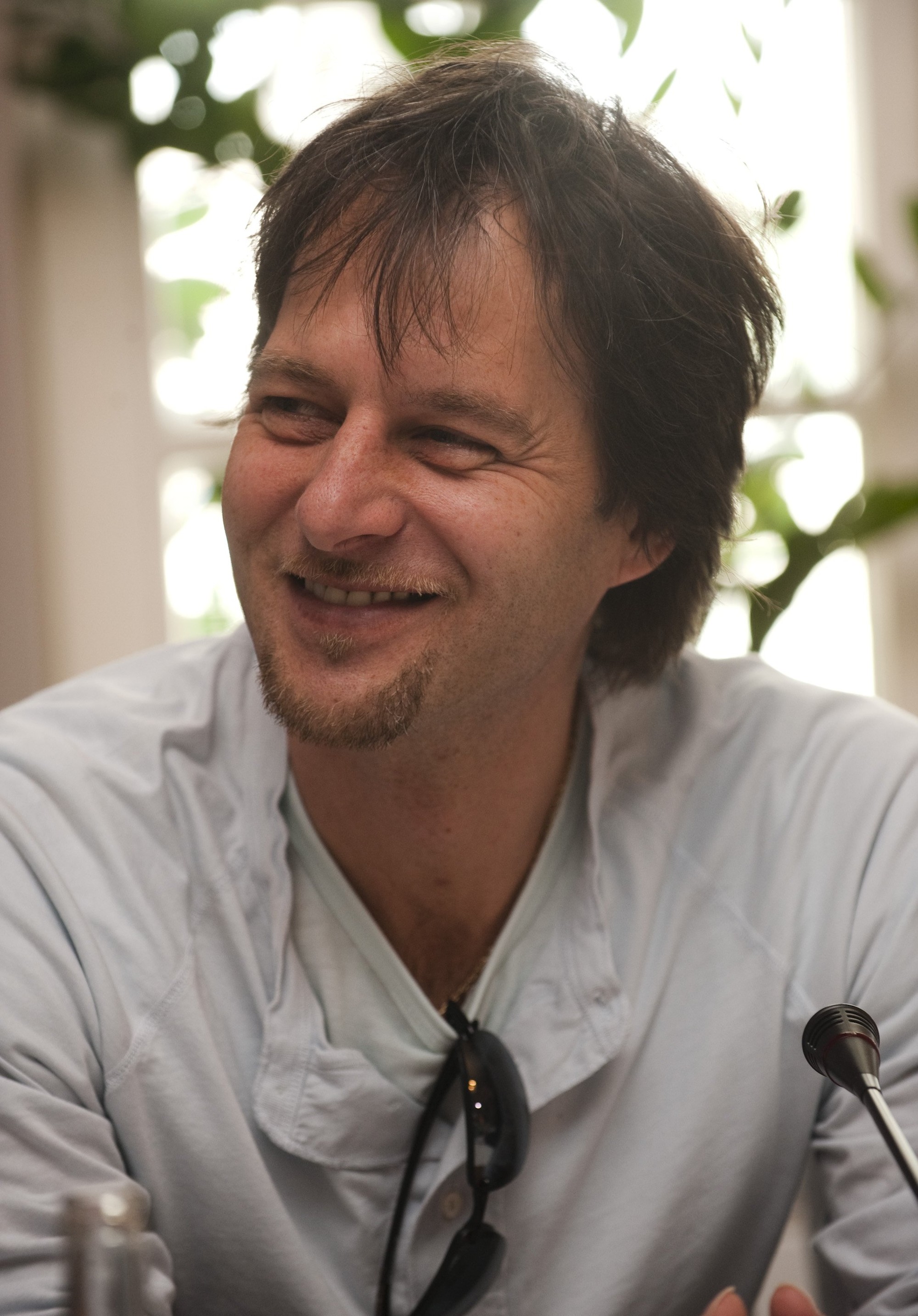 Spevák Pavol Habera.