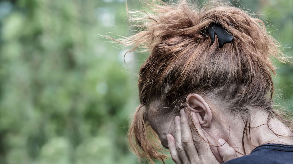 Majka uhapšena nakon što joj je usvojeni sin pretio ubistvom