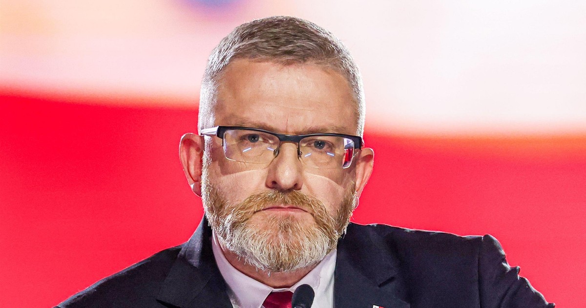 Braun "doceniony" na Wschodzie. Dostał w Mińsku specjalną "nagrodę". Sikorski: Gratuluję