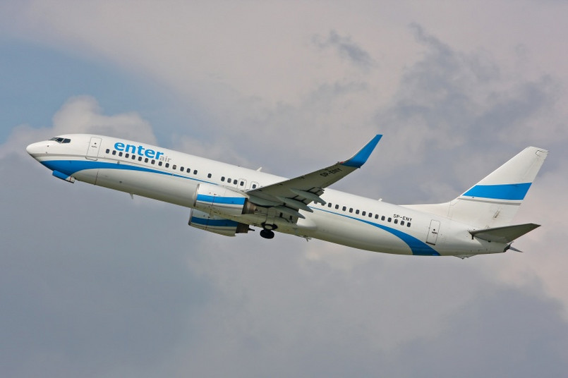 Boeing 737 linii Enter Air