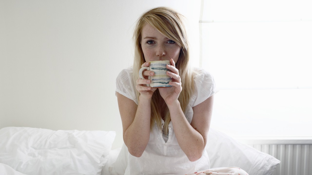 Chcesz, żeby kawa działała? Naukowcy zdradzają, o której godzinie najlepiej ją pić. "Więcej szkody niż pożytku"