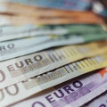 Pakiet danych z Eurostatu. PKB w strefie euro w górę, bezrobocie w dół