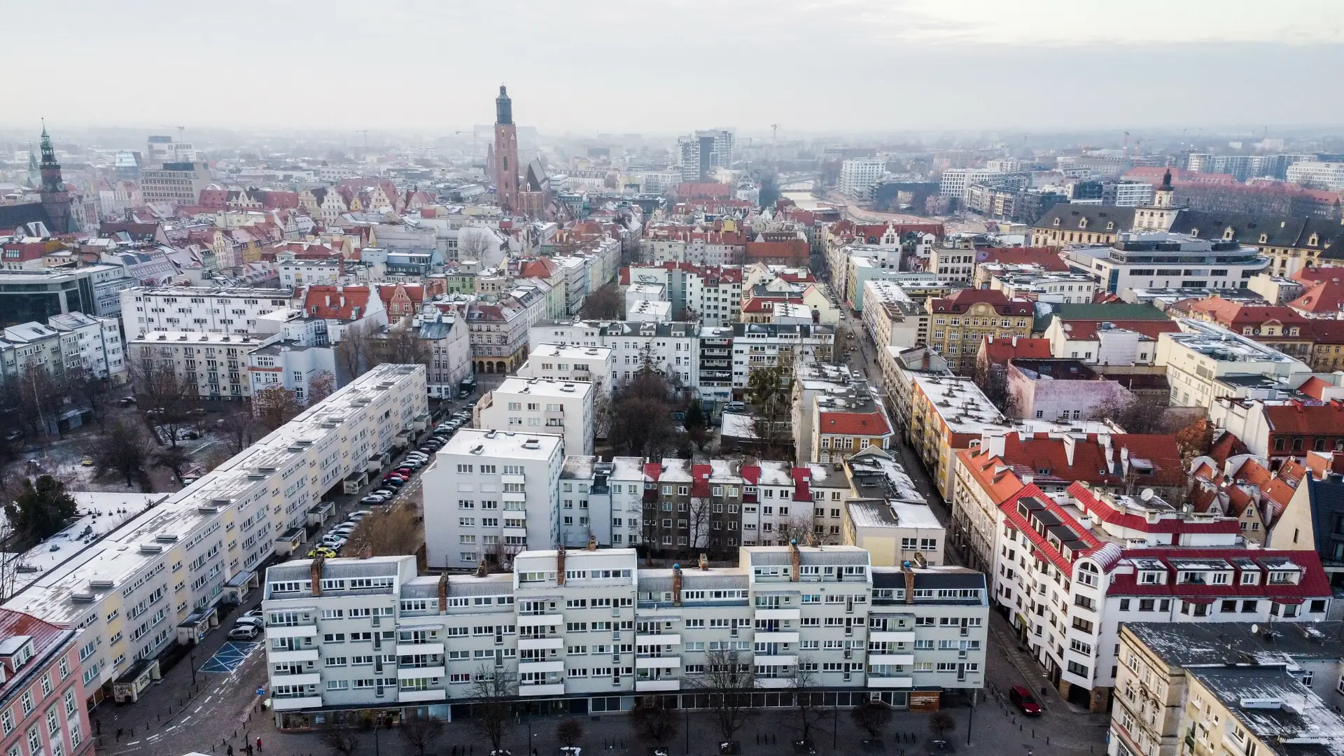 W niektórych polskich miastach rynek najmu mieszkań skurczył się nawet o 70 proc.