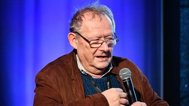 Adam Michnik: mazanie po pomnikach papieża to rzecz nierozumna