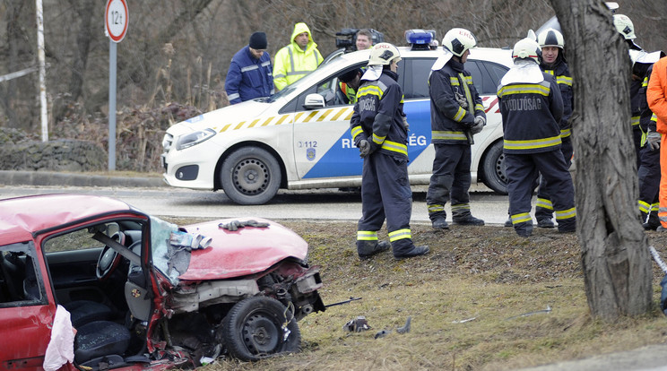 Borzalmas baleset történt Biatorbágynál / Fotó: Blikk