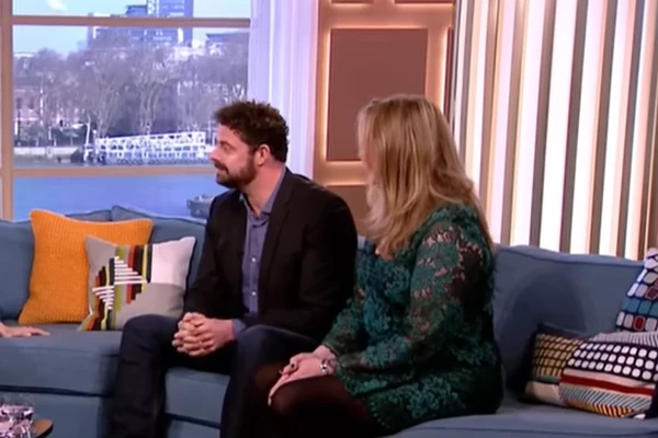 Prelepoj glumici u parku prišao BESKUĆNIK koji je smrdeo na znoj i alkohol, a ona se ZALJUBILA U NJEGA: Pozvao je na drugi sastanak, a posle trećeg USLEDIO JE BRAK