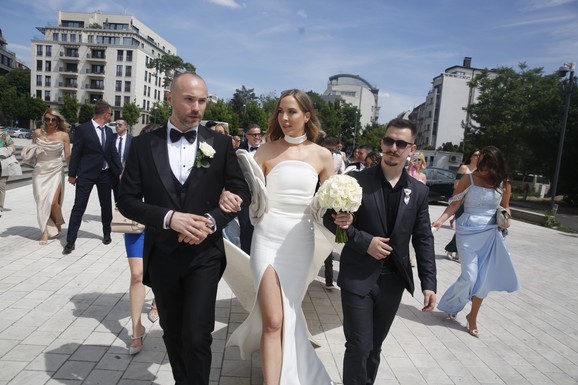SLAVLJE U DOMU SOFRONIJEVIĆA I KOSANE Javno se obratio supruzi, čestitke pljušte: "Čitava večnost je ispred nas"