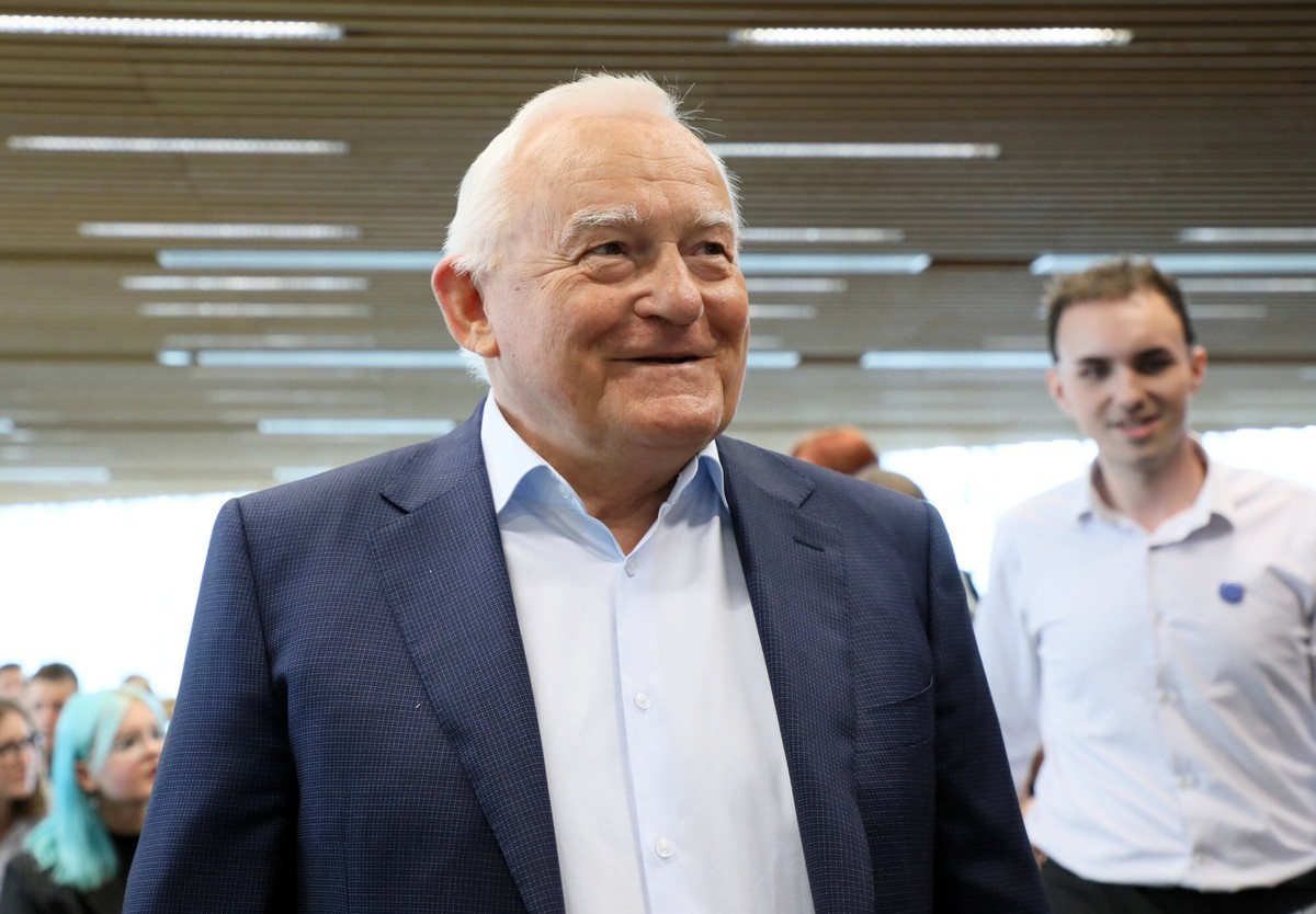 Były premier Leszek Miller wylicza błędy kampanii PO