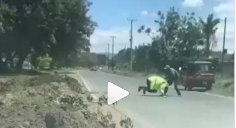 Video of tricycle driver attacking two ‘police’ officers goes viral