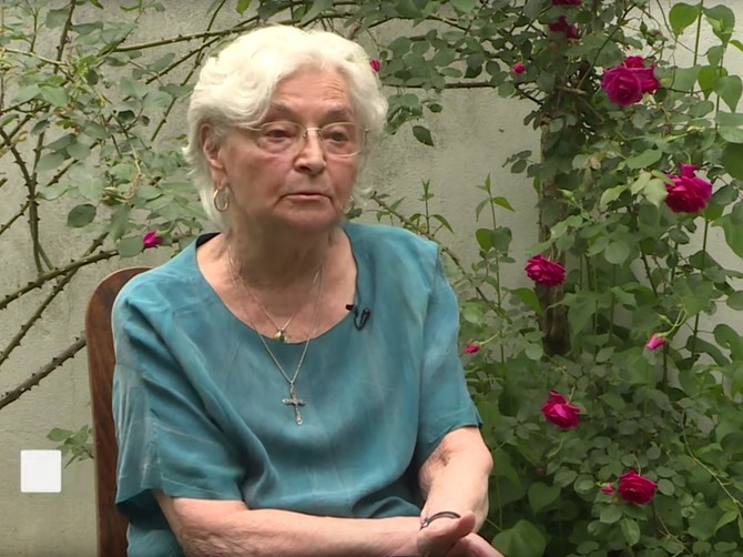 Dr Ana Gligić