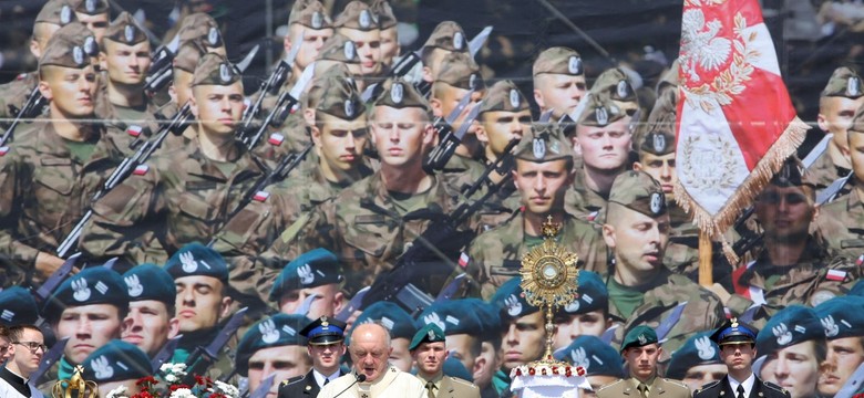 Kardynał Nycz także do polityków: Nie wystarczy zawiesić spory na czas przyjazdu papieża
