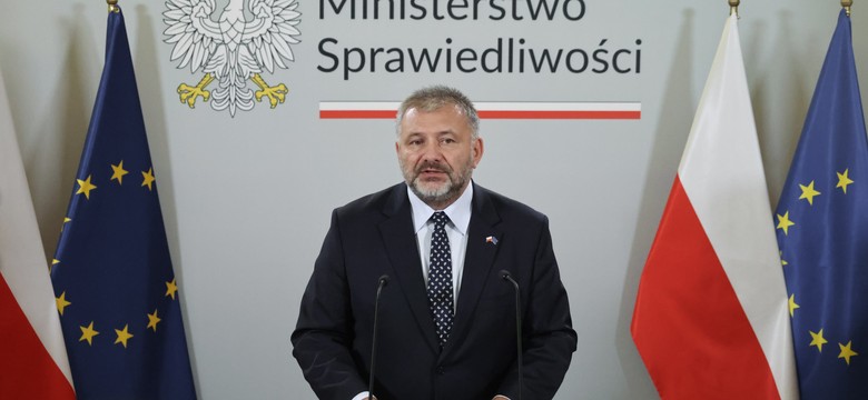 "Alimenty są albo za niskie, albo za wysokie". Minister Żurek zapowiada rewolucję
