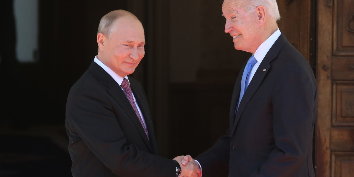 Prezydenci USA i Rosji spotkali się w środę w Genewie.