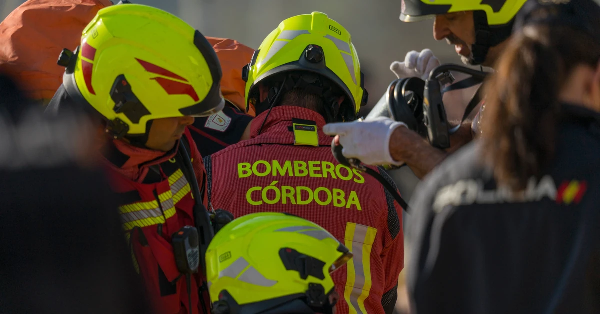 Katastrofa kolejowa w Hiszpanii. Wykoleiły się dwa pociągi dużych prędkości. Wiele osób nie żyje