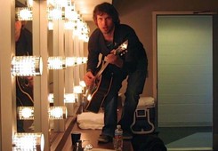 James Blunt przeprasza za 'You're Beautiful'