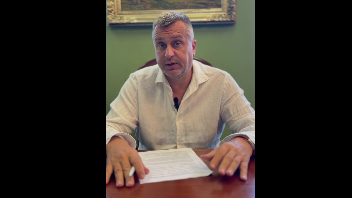 Andrej Danko vo videu na sociálnej sieti kritizuje tender na záchranky.