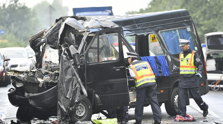 Biharkeresztesi baleset - Előzetesbe helyezték a kisbusz sofőrjét /Fotó: MTI-Czeglédi Zsolt