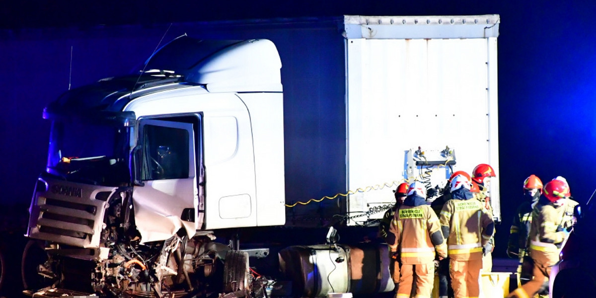 Autostrada A1 na Katowice zablokowana pod Kutnem. Objazdy