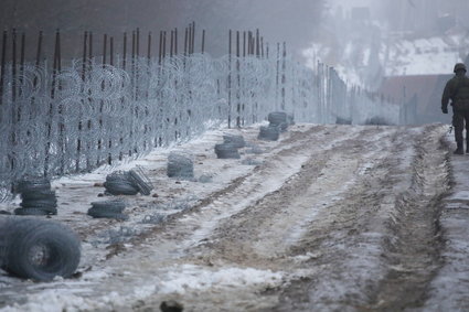 Mur na granicy już ma spory poślizg. Czy jest szansa, że powstanie na czas?