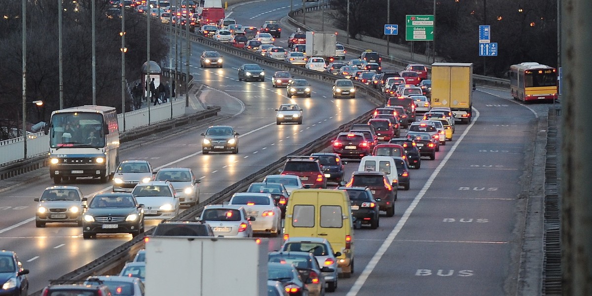 Strefy czystego transportu mają ograniczyć ruch i sprawić, że centra miast będą bardziej przyjazne mieszkańcom.