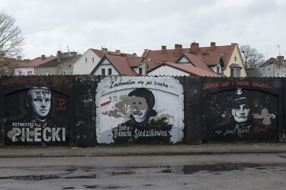 Wojciech Wilczyk - "Słownik polsko- polski" w sopockiej Państwowej Galerii Sztuki. Olsztynek, ulica Maurska