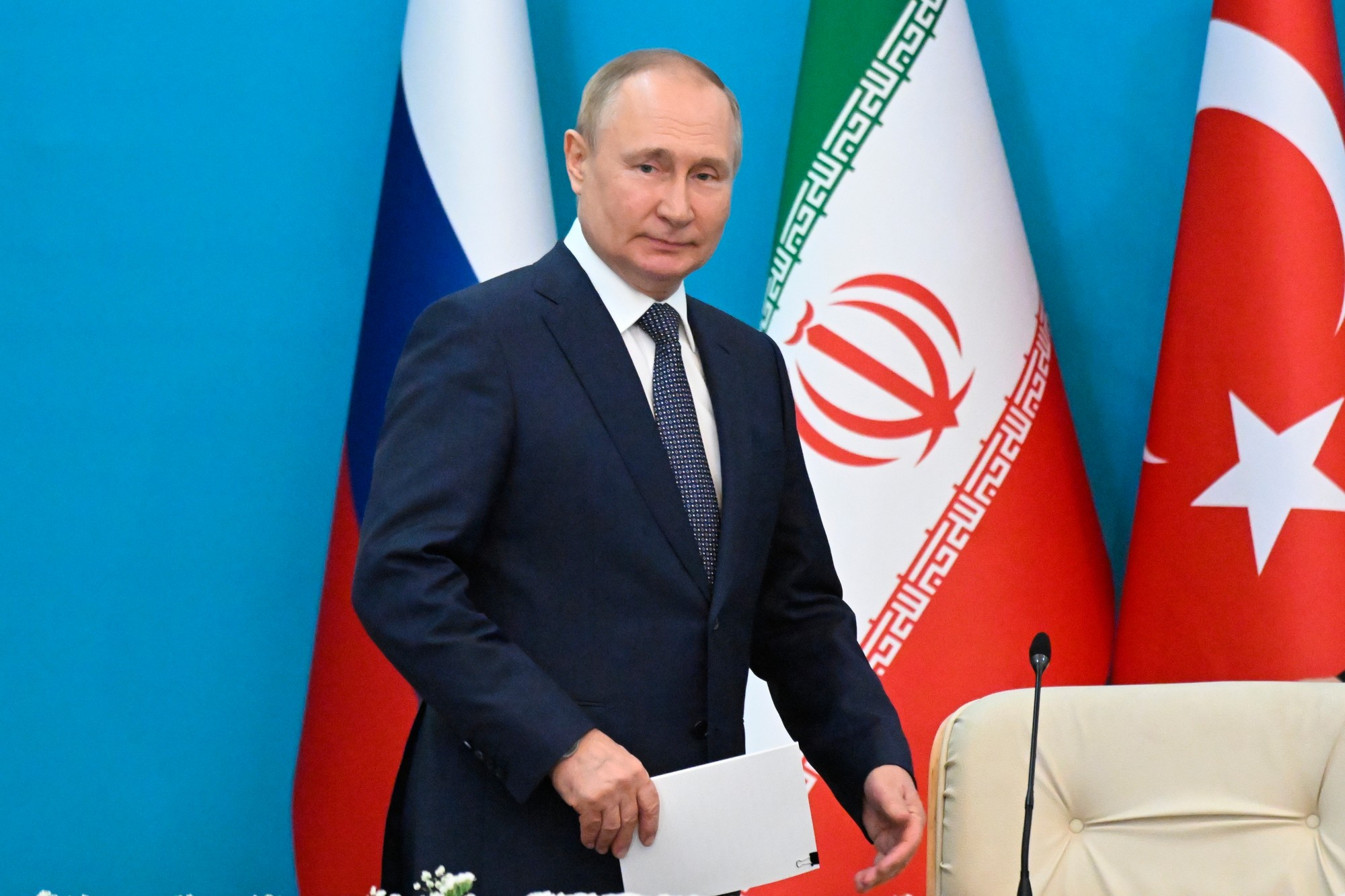 Ruský prezident Vladimir Putin na zahraničnej ceste v Teheráne. 