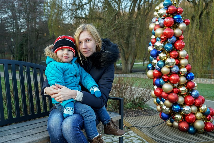 Monika Ratajczak (25 l.), mama Alana (2,5 r.)