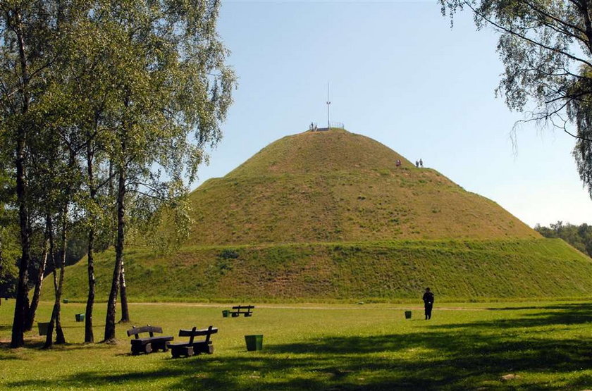 katastrofa prezydenckiego samolotu, Kraków, Kopiec Piłsudskiego, ziemia, Smoleńsk